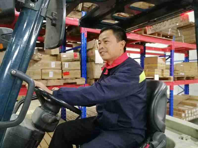 仓储物流日常操作必要哪些设备