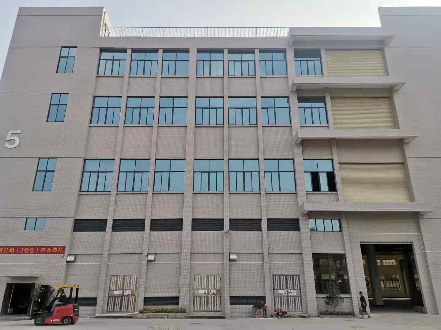 拉萨三水仓库出租信息，托管仓库