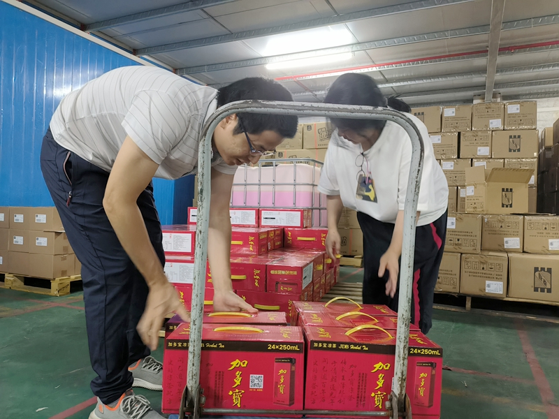 拉萨仓库出租夏季清冷饮品福利
